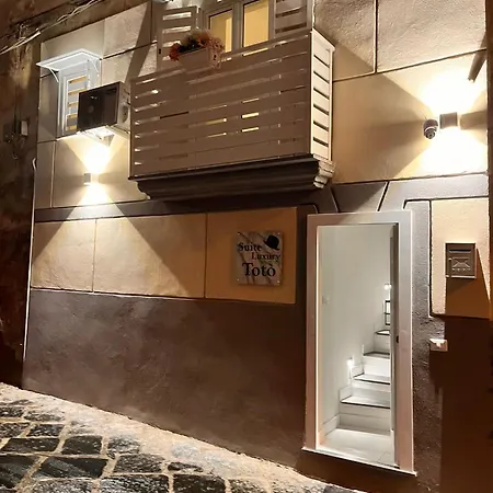 House Luxury Toto *