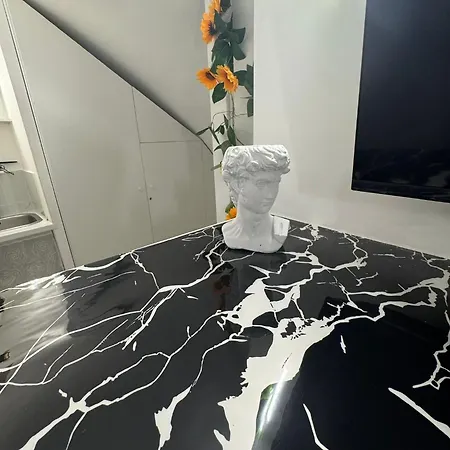 House Luxury Toto * Neapel